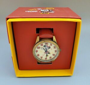 Hong Kong Disneyland Classic Minnie Mouse Watch Timepiece with Box Red Strap 海外 即決
