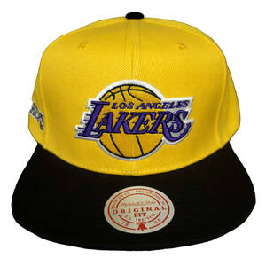 LA Lakers Mitchell & Ness NBA Snapback Cap 3D Logo Yellow Black Hat NWT 海外 即決