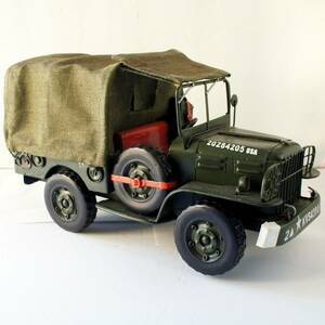 Handcraft 11" L x 6" W x 6" H Military Truck Metal Model Sculpture 海外 即決