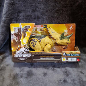 Jurassic World Dino Trackers Wild Roar Regaliceratops Figure 2023 New! 海外 即決