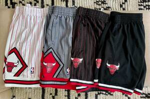 (4) Mitchell & Ness shorts - XL - Chicago Bulls basketball 海外 即決