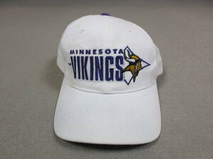 VINTAGE Minnesota Vikings Hat Cap Strap Back White Purple Starter NFL Pro Line * 海外 即決