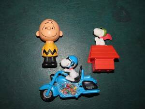 SNOOPY JOE COOL CANDY DISPENSOR RED BARON & CHARLIE BROWN MCDONALDS TOY 海外 即決