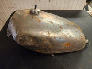 1975 Honda MT250 Elsinore Gas Tank Fuel Cell w Petcock 74 75 76 HM 358 海外 即決