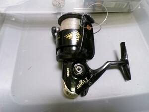 SHAKESPEARE TIGER TSP50A SPINNER FISHING REEL NEEDS HANDLE SPINS FREELY 海外 即決