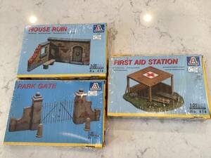 (3) Italeri 1:35 Model Kits - House Ruin, First Aid Station, Park Gate 海外 即決