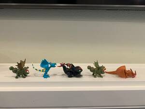 How to Train Your Dragon Small Toy Figures Dwall Lot of 5 海外 即決