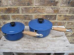 Set of 2 Le Creuset Cast Iron Wood Handle Sauce Pots Pans #16 & #18 Azure Blue 海外 即決