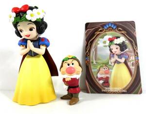 Pop Mart Disney Snow White Classic Series Mini Figure Grumpy NEW 海外 即決