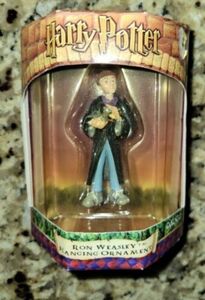 NEW Harry Potter Ron Weasley with Scabbers Hanging Enesco Christmas Ornament 海外 即決