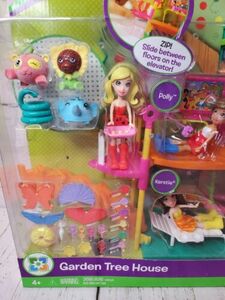 Polly Pocket Garden Tree House 4 Dolls 4 Cutants 35+ pcs Kerstie Shani Lea 2010 海外 即決