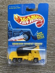 Hot Wheels Blue Card #269 Oshkosh Cement Mixer Truck Yellow & Black w/BW - NIP 海外 即決