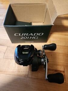 NIB Shimano Curado 201 HG M 7.4 1 Left Hand Bait Casting Reel Green CU201HGM 海外 即決