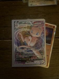 ポケモン TCG Mew VMAX Fusion Strike 114/264 Holo Ultra Rare 海外 即決