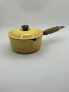 Vintage Le Creuset Enamel Cast Iron #16 yellow Pot Sauce Pan With Lid 海外 即決