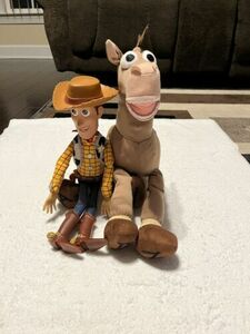 Disney Toy Story Pull String Talking Woody Doll Works & Bullseye Plush Horse 海外 即決