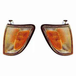 Fits 1997-2000 Toyota Tacoma Park Marker Lights Pair Driver and Passenger Side 海外 即決