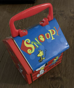 Snoopy Woodstock tin w handle 海外 即決