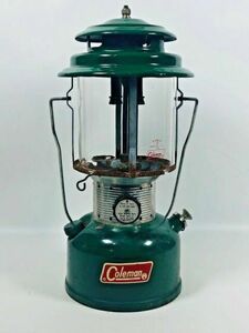 Coleman 220F Double Mantle Camping Lantern - Green 海外 即決