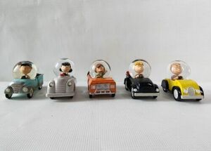 Hallmark Peanuts Snowglobe Cars LOT OF 5 Schroeder, Patty, Pig-Pen, Lucy, Linus 海外 即決