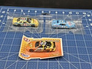 2001 Hot Wheels NASCAR Salute to Richard Petty #43 Lot Of 3 Sealed Cars 海外 即決