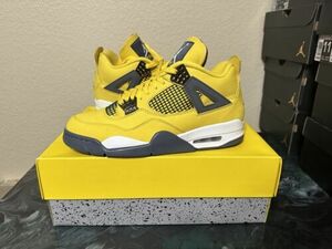 サイズ28cm(US10) - Jordan 4 Retro Mid Lightning 海外 即決