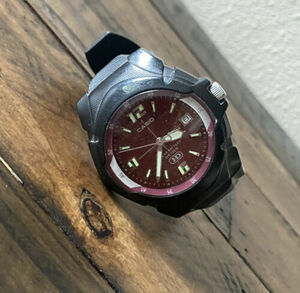 Casio HD Watch Men Black 2719 MW-600 Red Dial 100M Date 海外 即決