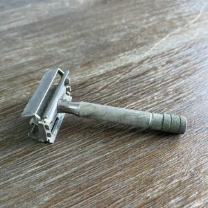 Vintage 1940's Gillette Super Speed DE Safety Razor Pre date Code 海外 即決