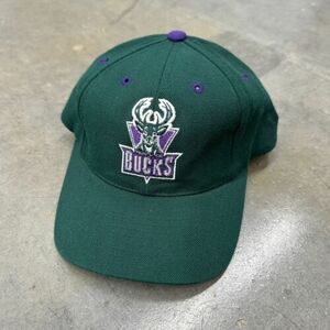 Vintage Milwaukee Bucks Hat Logo Athletic Wool Snapback 90s OSFA 海外 即決