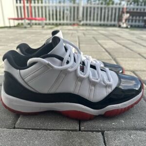 サイズ28cm(US10) - Jordan 11 Retro Low Concord-Bレッド 海外 即決