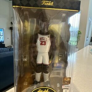 Funko Vinyl Gold 12 in: Michael Jordan (Chase) 海外 即決の画像9