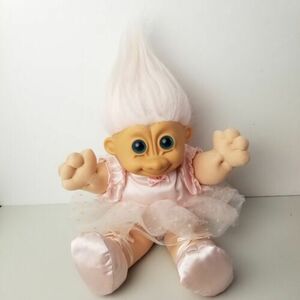 Vintage Russ Troll 12" Plush Doll Item #2324 Pink 海外 即決