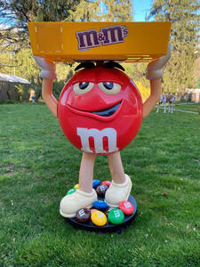 Red MM Character Candy Store M&M Display w/ Storage Tray and Wheels 海外 即決
