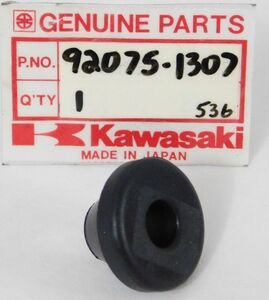 1 NOS Genuine 1981-1982 KAWASAKI KX KDX 250 420 Handlebar Damper OEM 92075-1307 海外 即決