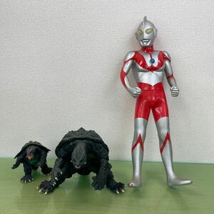 ◎ソフビ ウルトラマン フィギュア 当時物 ガメラ などまとめて3点