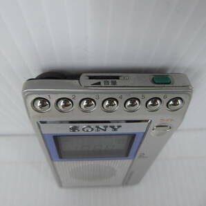 ★☆SONY ワイドFM対応 FM/AMポケットラジオ ICF-R351 難あり動作品 オマケ新品電池付き☆★の画像2