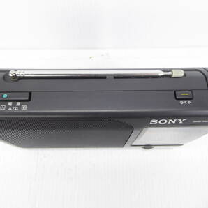 ★☆SONY ワイドFM受信OK FM/AMポータブルラジオ ICF-800 日本製 動作品 オマケ新品電池付き☆★の画像2