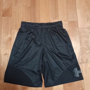 UNDER ARMOUR アンダーアーマー ハーフパンツ XL ブラック バスケットの画像1