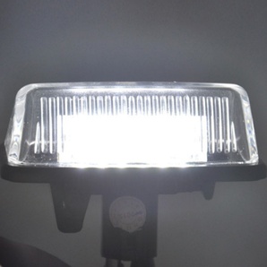 トヨタ汎用 LED ナンバー灯 48連 ライセンス ライセンスランプ トヨタ プリウス 20系/30系/α/ RAV4/ISIS/レクサス 2個の画像3