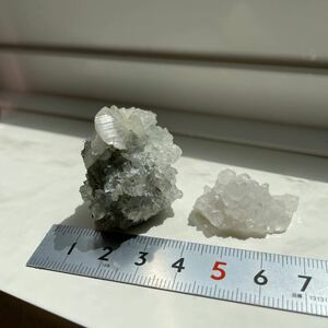 【国産鉱物】神岡鉱山産　水晶と方解石のクラスターと水晶のミニクラスターのセット