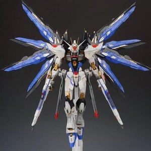 ☆送料無料☆DABAN MODEL 1/100 MG ストライクフリーダムガンダム 光の翼付き 海外製 プラモデル 新品未組立8802