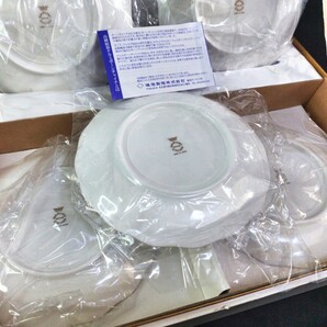 ★未使用 NARUMI ナルミ BONE CHINA ボーンチャイナ プチケーキセット 小皿 プレート 大皿 全6枚セット 花柄 箱付き 正規品 食器 鳴海製陶の画像6