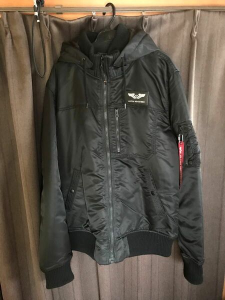 アルファインダストリーズ ジャケット ALPHA INDUSTRIES XLサイズ　ブラック　メンズ　 フーデッド　ビッグサイズ