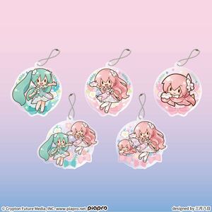 初音ミクシリーズふわぷちアクリルキーチェーン “巡音ルカ15th Ver.” 前5種セット売り