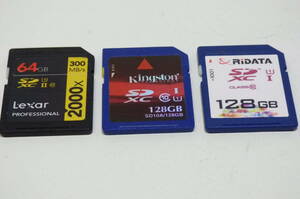 Lexar SDカード64GB Professional 2000x SDXCカード他128GB2枚