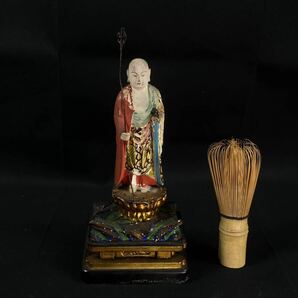 【福蔵】仏像 仏教美術 木彫？彩色 置物 立像 高20.7cmの画像1