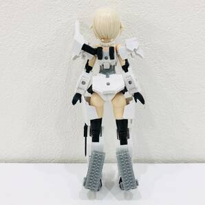 ●コトブキヤ フレームアームズ・ガール 轟雷改[白] Ver.2 プラモデル KOTOBUKIYA 全高約150mm(NONスケール) FRAME ARMS GIRL 壽屋 M1561の画像6