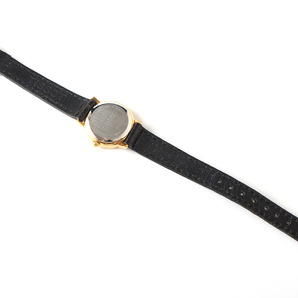 E17003 美品 TISSOT ティソ 腕時計 ゴールド×ブラック 黒 アナログ 2針 C225K レザーベルト 本革 SWISS MADE 動作未確認の画像3
