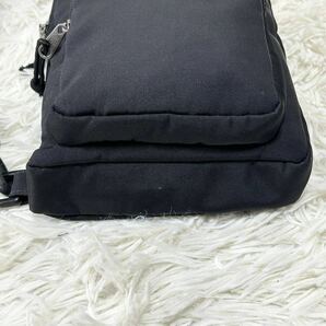 ●極美品●BALENCIAGA バレンシアガ エクスプローラー ボディバッグ ショルダーバッグ 鞄 かばん キャンバス 斜め掛け可 メンズ 黒の画像6