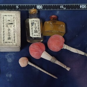 日本刀 刀剣油 瓶２個 ポンポン3個 旧家所蔵 委託品 売り切り 3の画像1